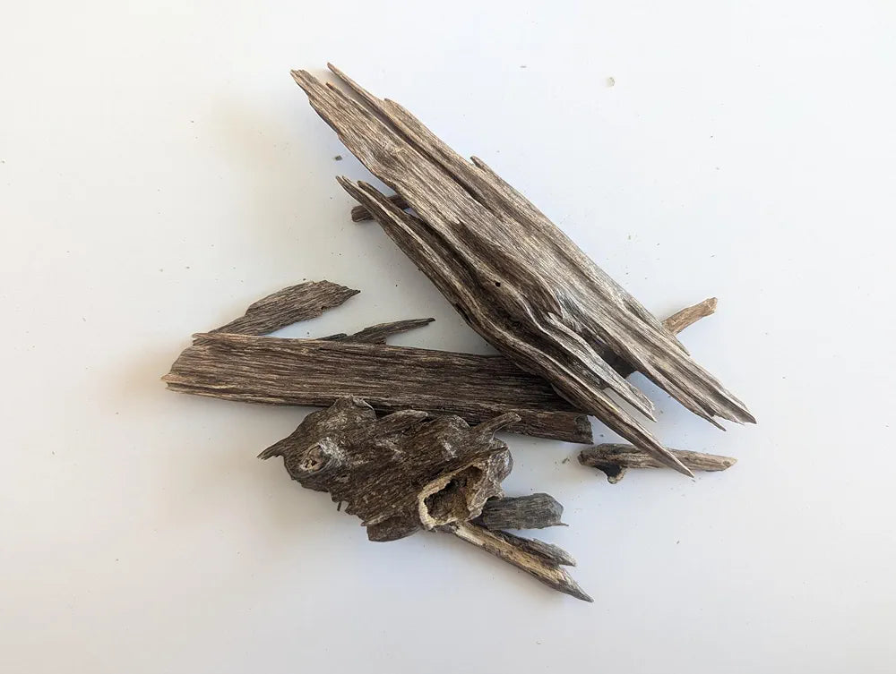 HINDI ZURA SUPER -Agarwood - Bakhoor -Hindi oud - Indian oud- Indian agarwood 