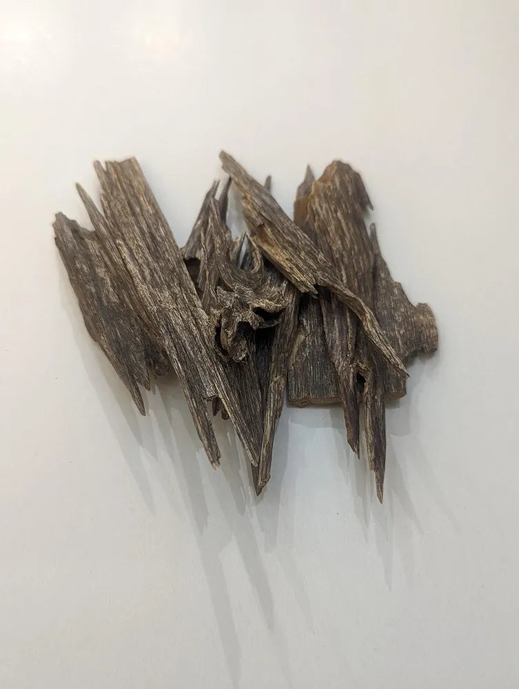 HINDI ZURA SUPER -Agarwood - Bakhoor -Hindi oud - Indian oud- Indian agarwood 